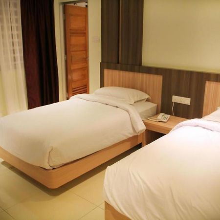 Ktc Hotel Sungkai Esterno foto