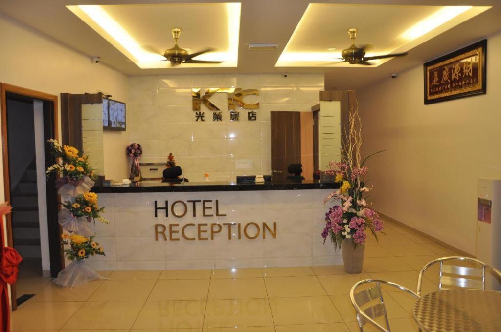 Ktc Hotel Sungkai Esterno foto