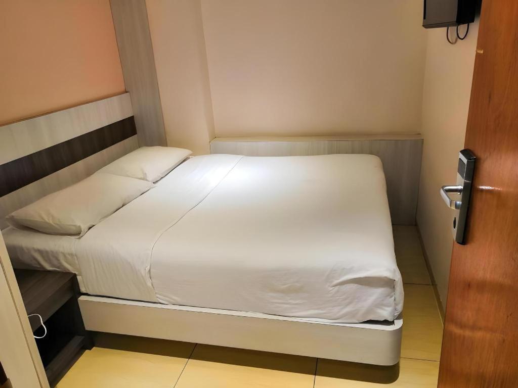 Ktc Hotel Sungkai Esterno foto
