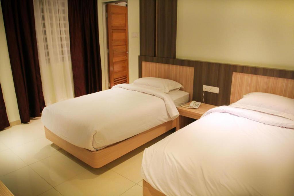 Ktc Hotel Sungkai Esterno foto