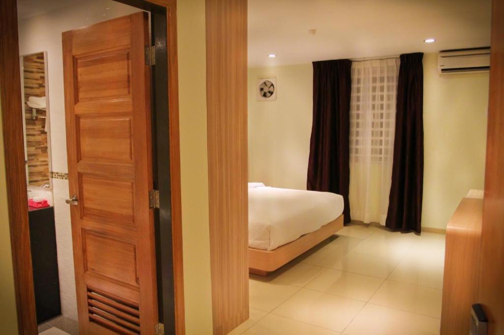 Ktc Hotel Sungkai Esterno foto