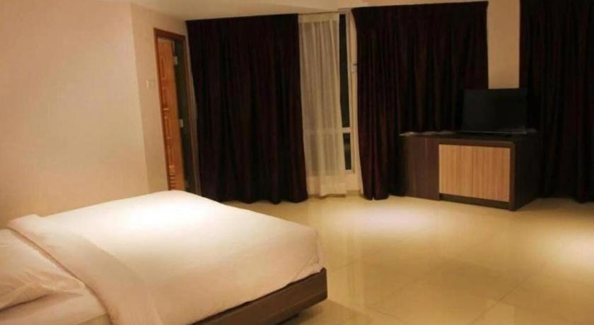 Ktc Hotel Sungkai Esterno foto